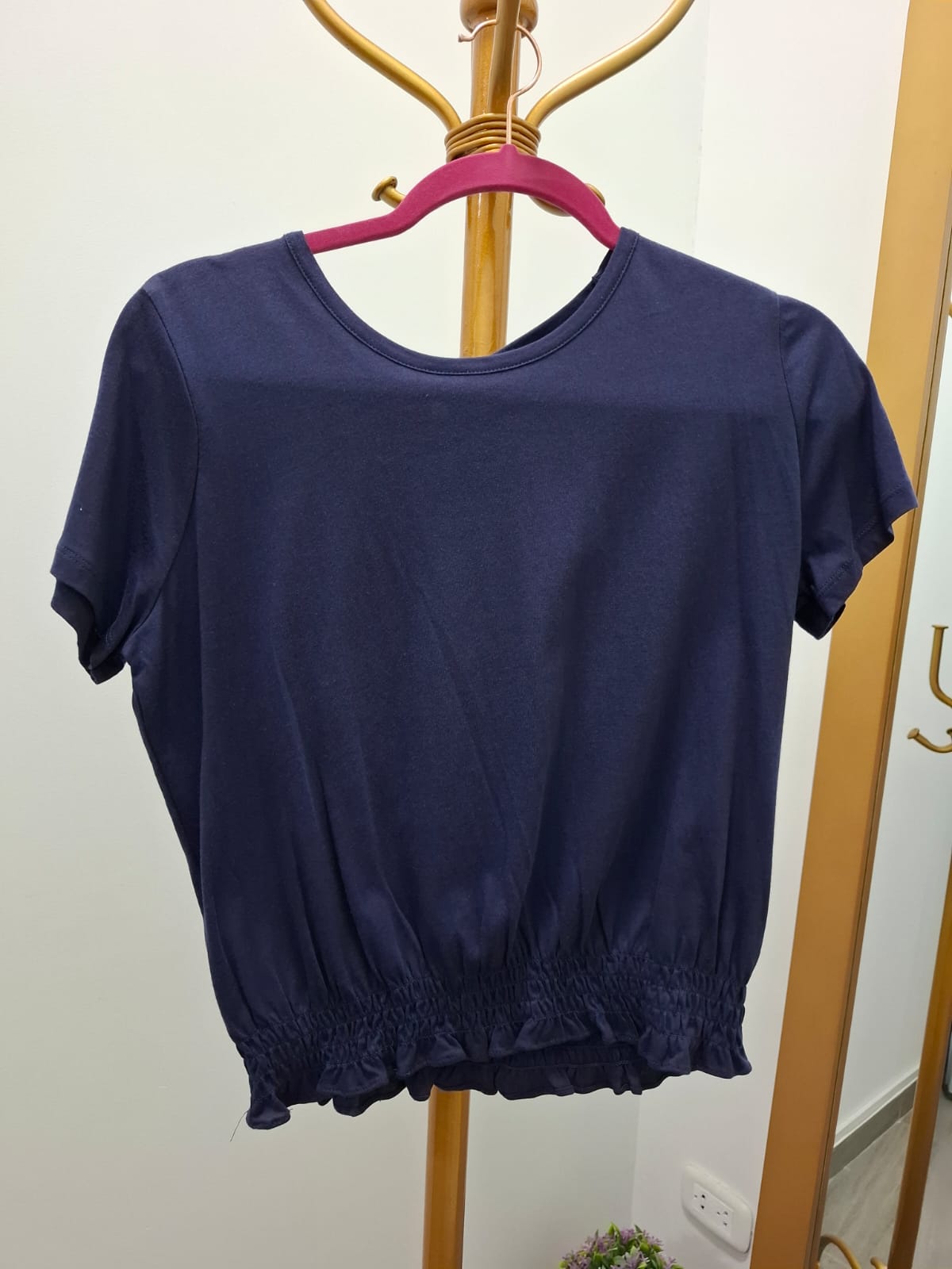 BLUSA CALVIN KLEIN AZUL NOCHE CORRUGADA EN LA CINTURA - TALLA S