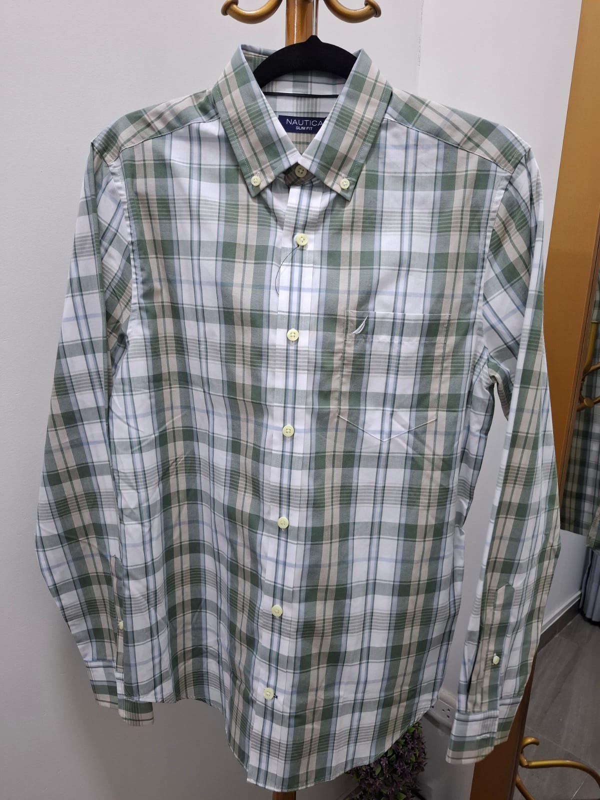 CAMISA MANGA LARGA NAUTICA A CUADROS VERDES Y  BLANCOS - TALLA S