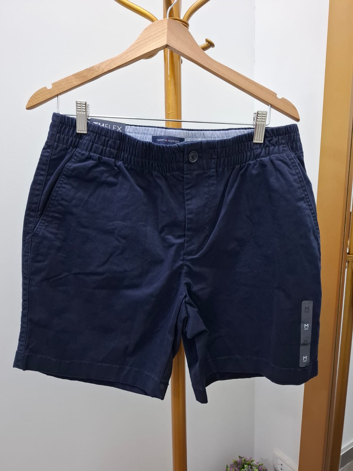 SHORT TOMMY HILFIGER COLOR AZUL NOCHE - TALLA M