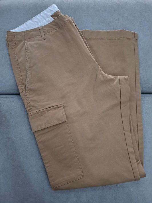 PANTALON CALVIN KLEIN COLOR BEIGE OSCURO - TALLA 34W 32L