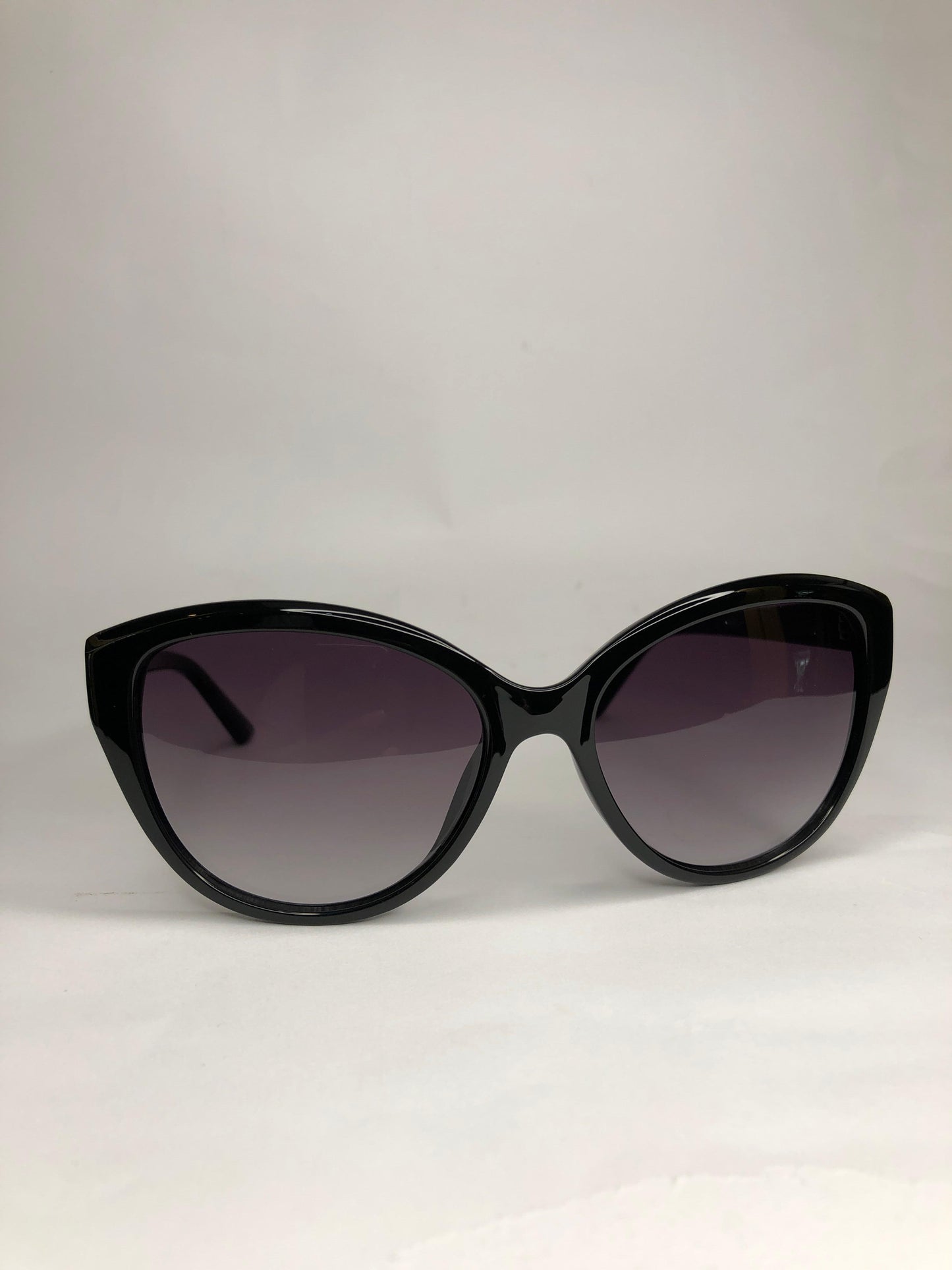 LENTES DE SOL DE MUJER CALVIN KLEIN COLOR NEGRO