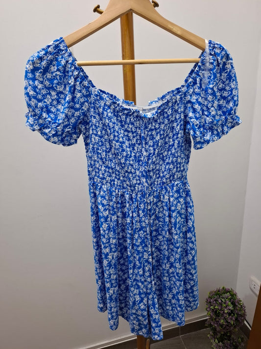 VESTIDO CORTO FB SISTER COLOR AZUL CON ESTAMPADO DE MARIPOSAS BLANCAS - TALLA S