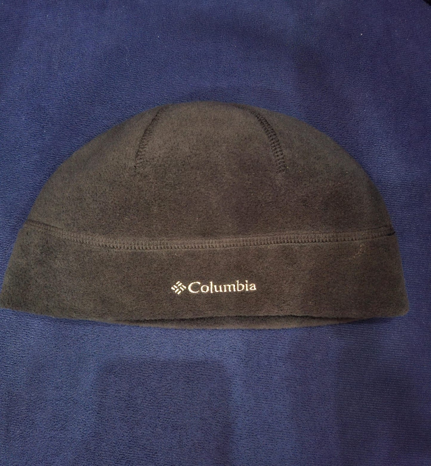 GORRA COLUMBIA COLOR VERDE OSCURO